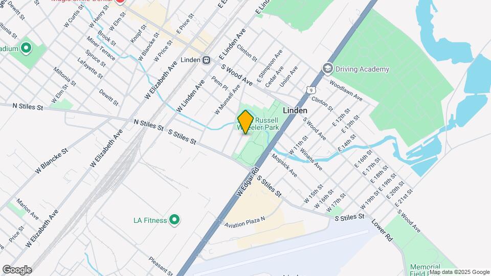 305 Kennedy Dr Map and Location Details