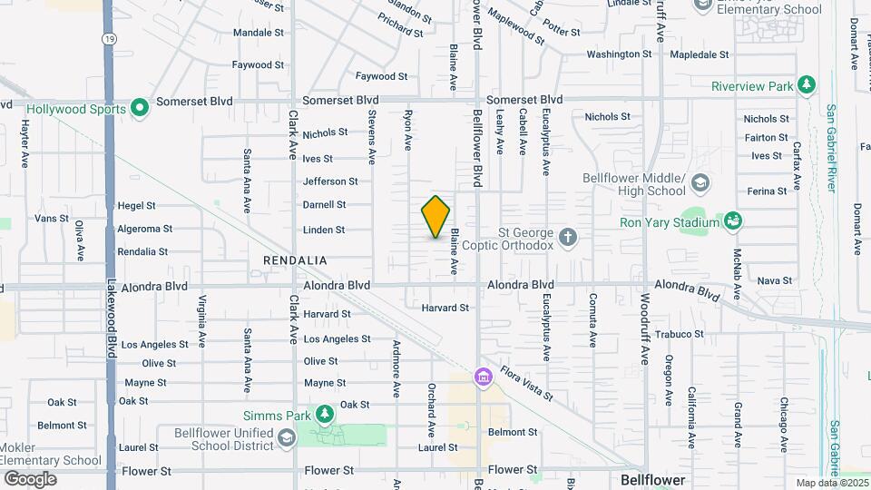 15709 Blaine Ave Map and Location Details