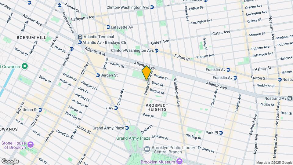 554 Vanderbilt Ave Map and Location Details