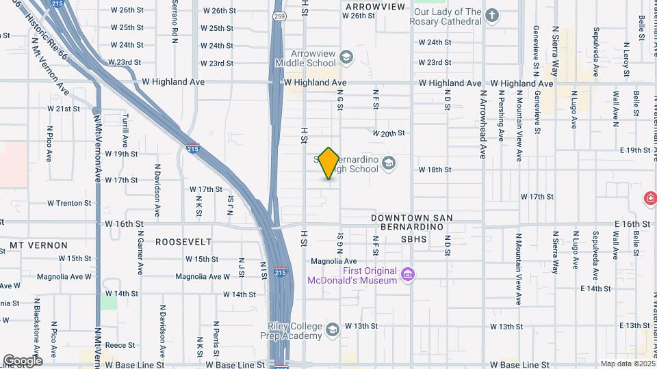724 W 17th St Map and Location Details