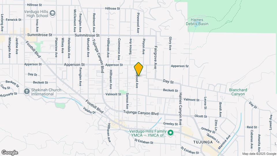 10200-10204 Pinewood Ave Mapa y Detalles de la Ubicación