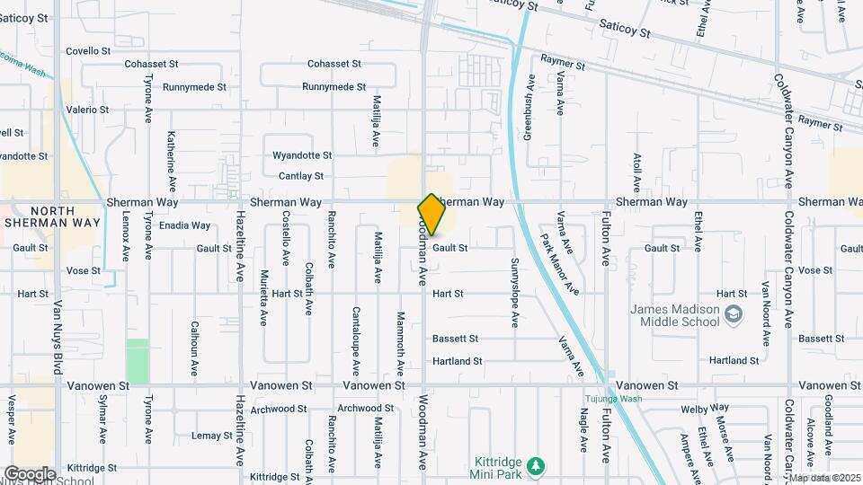7100 Woodman Ave Map and Location Details
