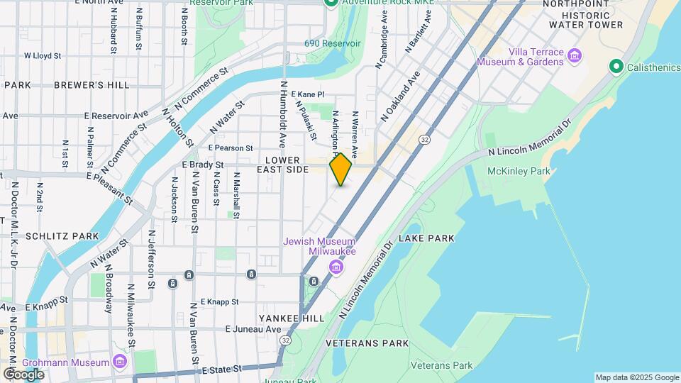 1622 N Warren Ave, Unit Upper Map and Location Details