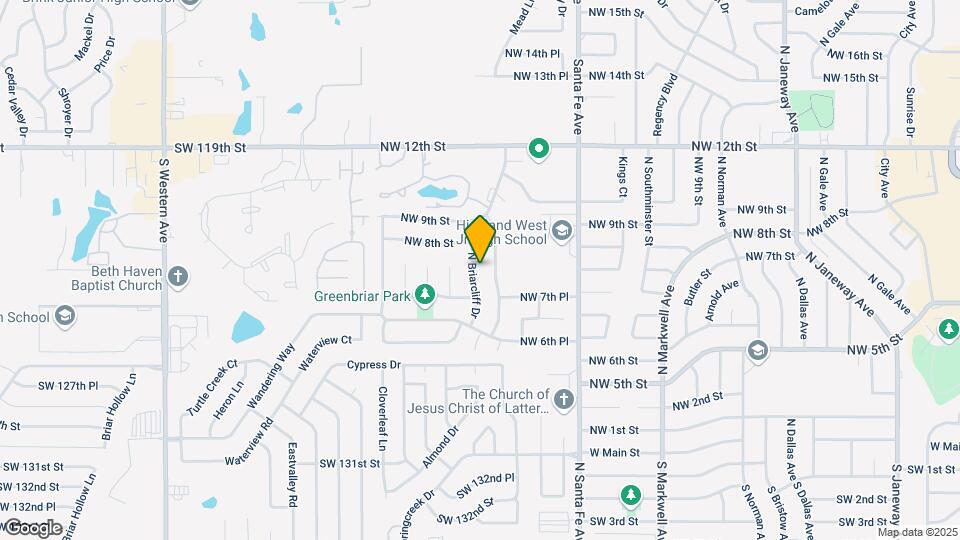 816 N Briarcliff Dr Map and Location Details