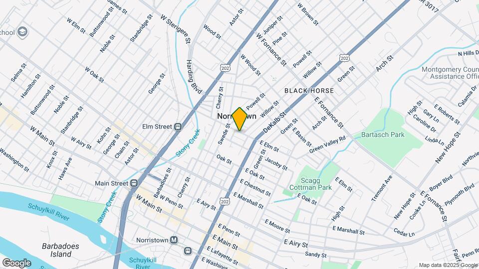 32 E Elm St Map and Location Details