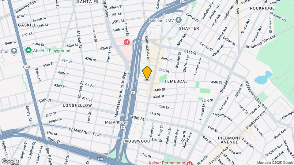 522-530 45th St Mapa y Detalles de la Ubicación