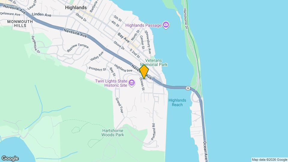 23 E Mnr Sq Map and Location Details