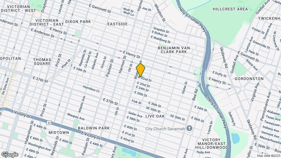 1115 E 32nd St Map and Location Details