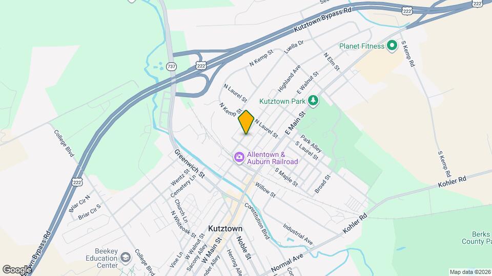 218 Highland Ave, Unit Downstairs Map and Location Details