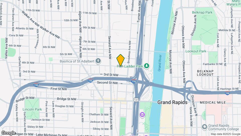 460 4th St NW Map and Location Details