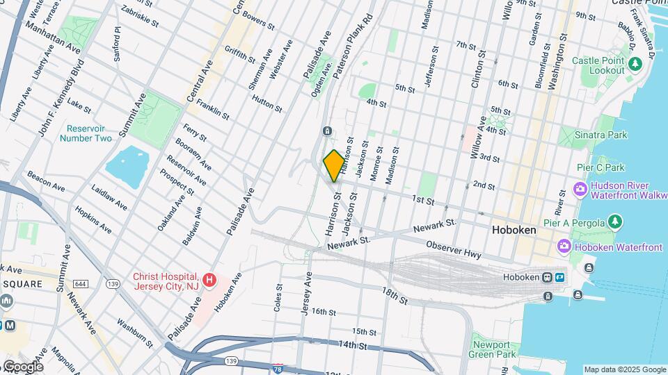 100-108 Paterson Ave Mapa y Detalles de la Ubicación