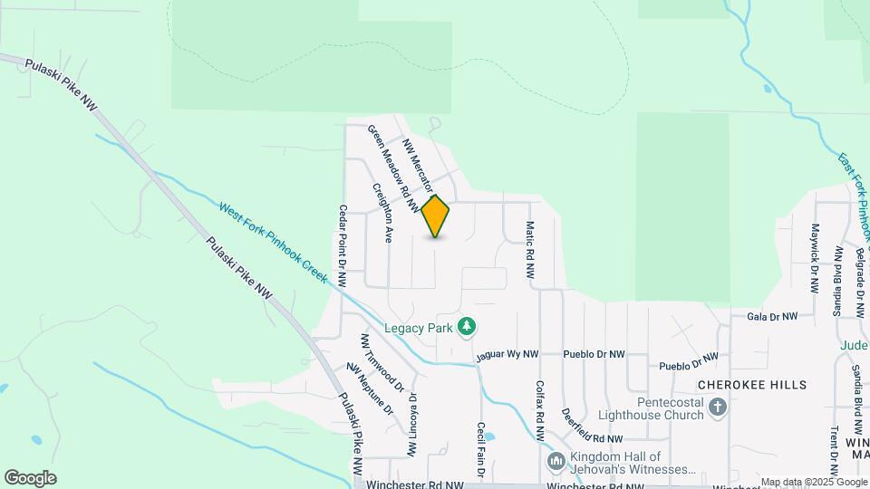 3700 NW Gardenside Dr Map and Location Details