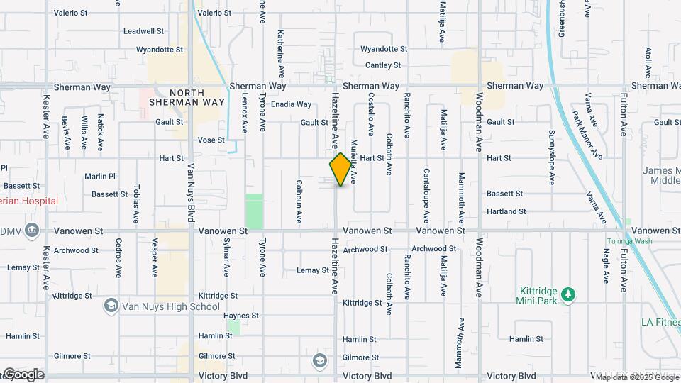 6860-6870 Hazeltine Ave Mapa y Detalles de la Ubicación