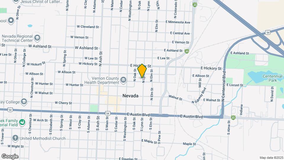 331 E Locust St Map and Location Details