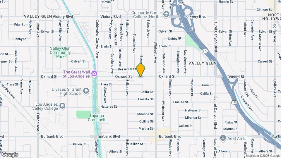 12606 Oxnard St Map and Location Details