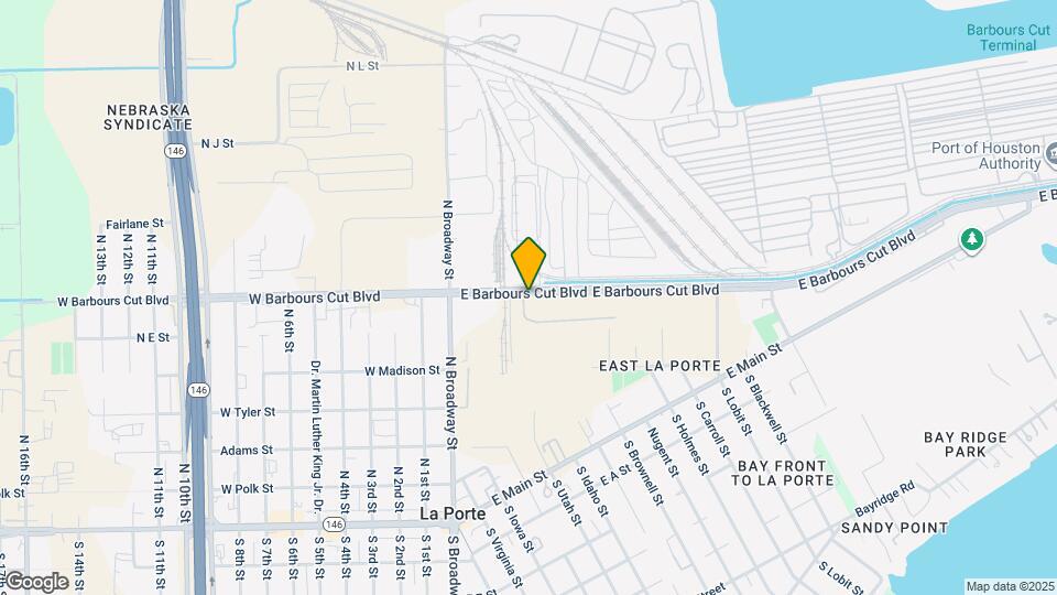 306 Cres View St Map and Location Details