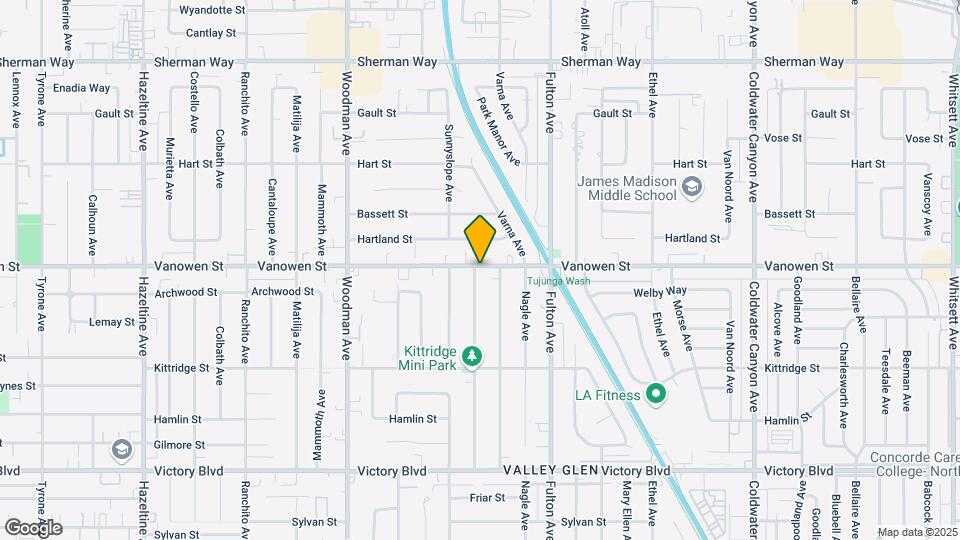 13426 Vanowen St Mapa y Detalles de la Ubicación