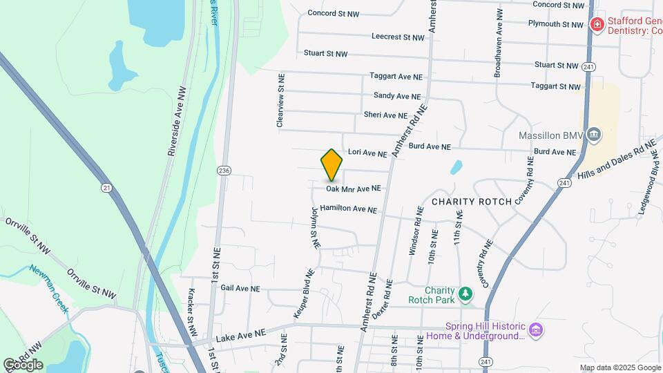 376 Oak Mnr Ave NE Map and Location Details