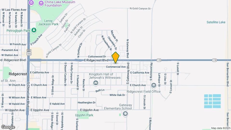 740 Commercial Ave Mapa y Detalles de la Ubicación