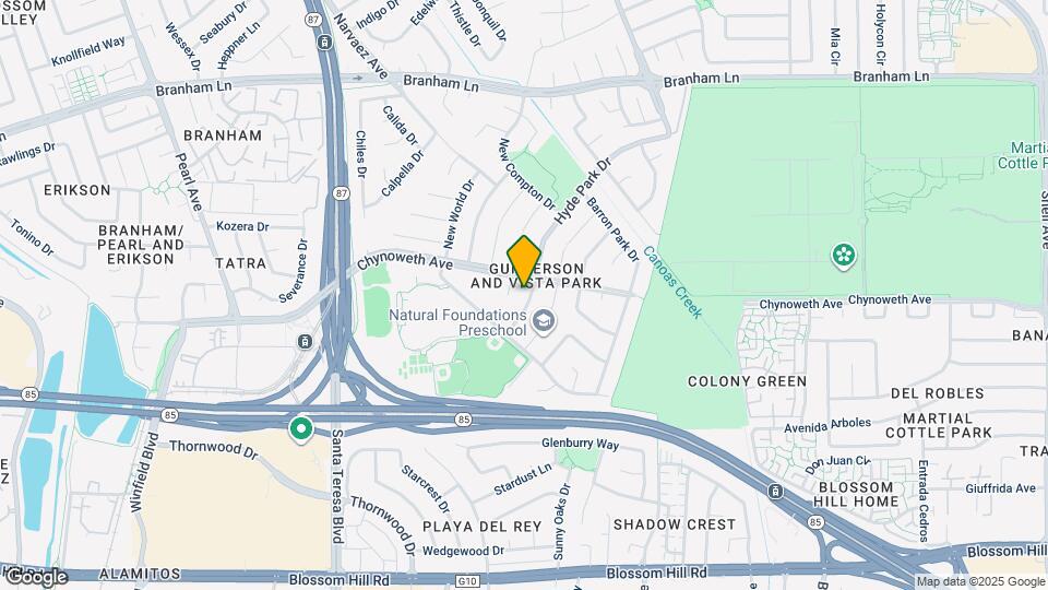561 Hyde Park Dr Map and Location Details