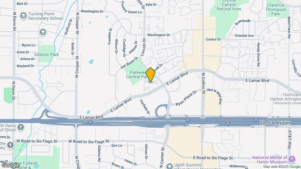 611 E Lamar Blvd Map and Location Details