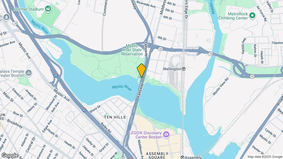 378 Fellsway W Map and Location Details