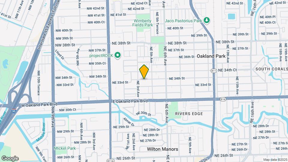 324 NE 34th St Map and Location Details