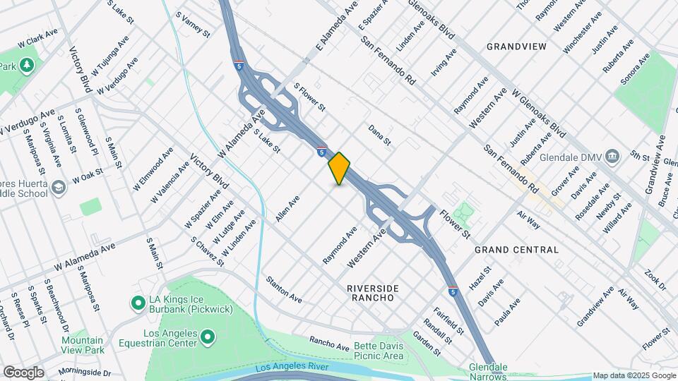 512 Irving Ave Map and Location Details