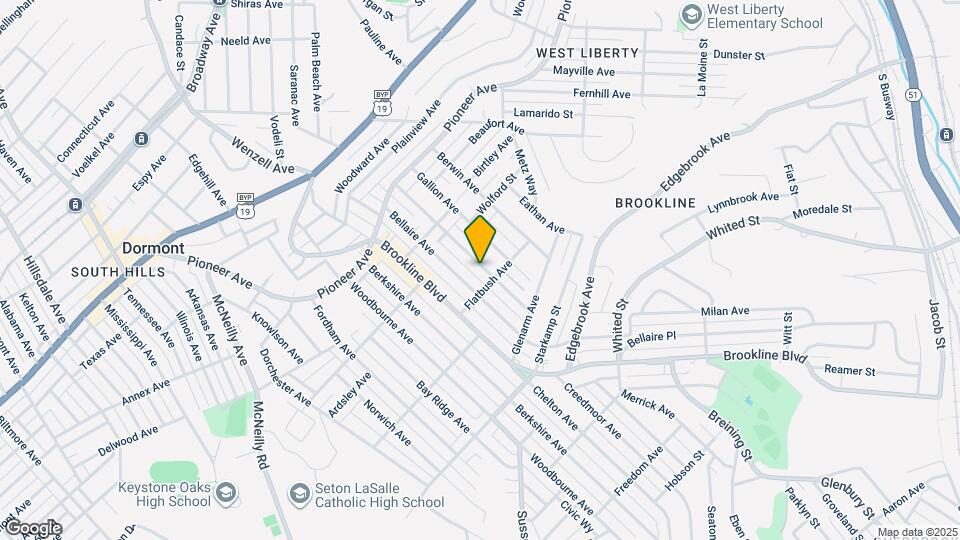 738 Rossmore Ave Mapa y Detalles de la Ubicación