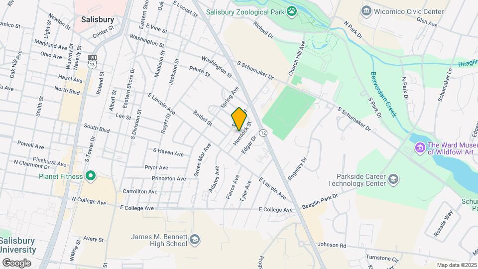 734 Hemlock St Map and Location Details