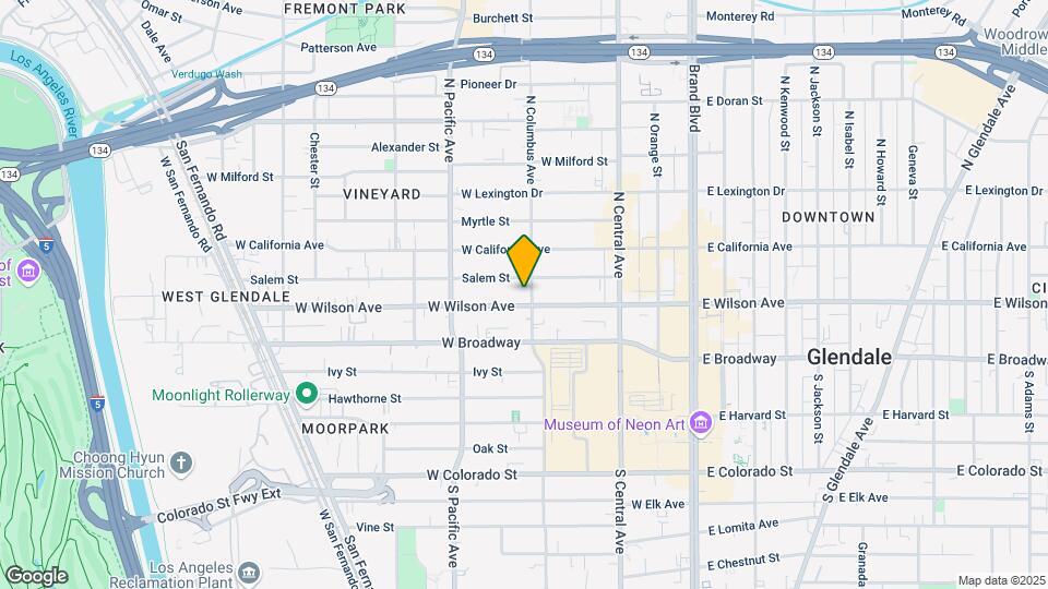405 W Wilson Ave Map and Location Details