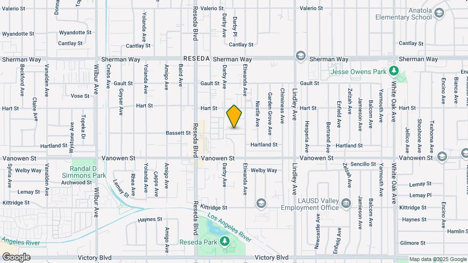 Villa Etiwanda Apartments Map and Location Details