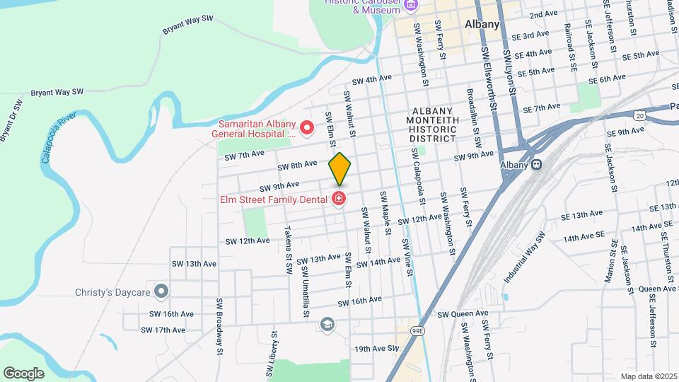 930 SW Elm St Map and Location Details