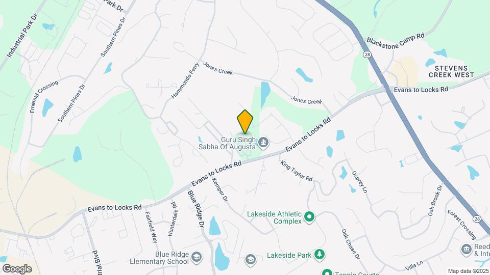 220 Hanover Cir Map and Location Details