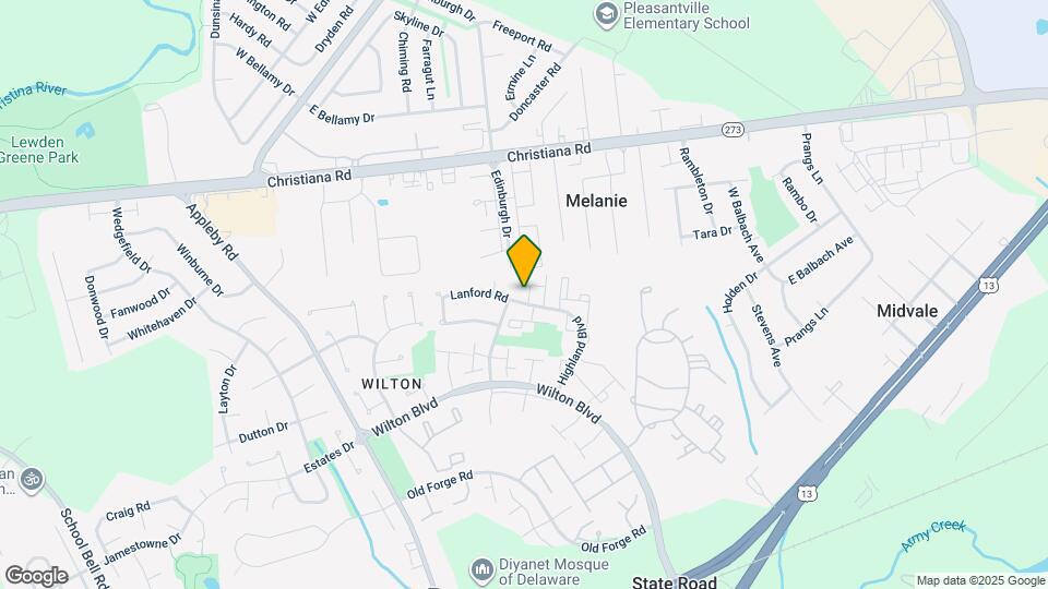 221 Highland Blvd Map and Location Details