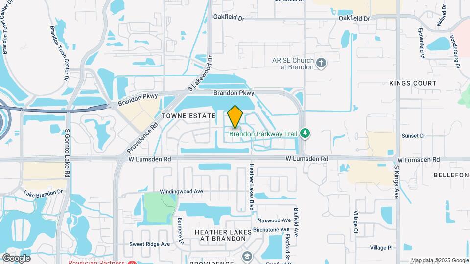 555 Kensington Lake Cir Map and Location Details