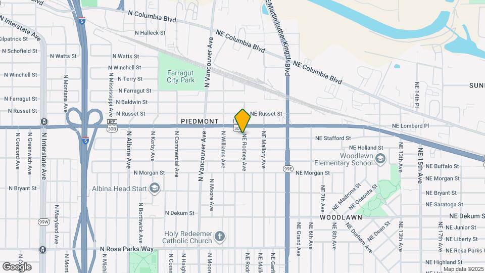 77 NE Stafford St Map and Location Details