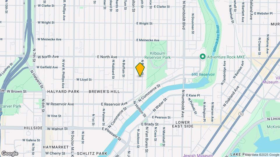 2105 N Booth St Map and Location Details