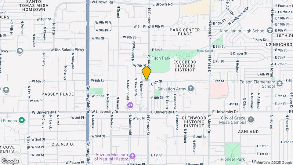 568 N Center St Map and Location Details