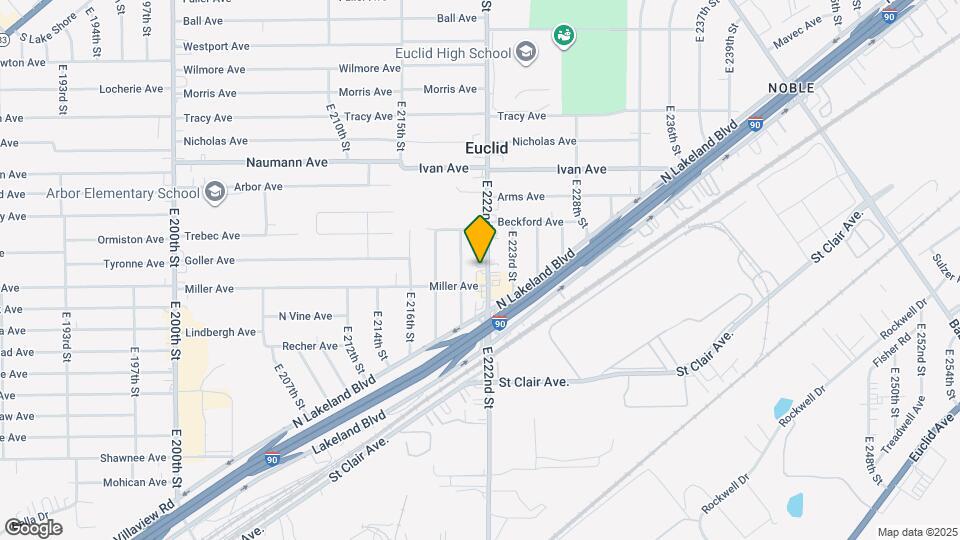 490 E 222nd St Map and Location Details