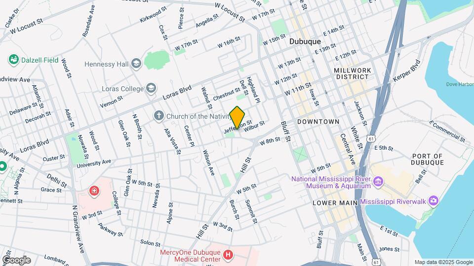 945 Spruce St Map and Location Details