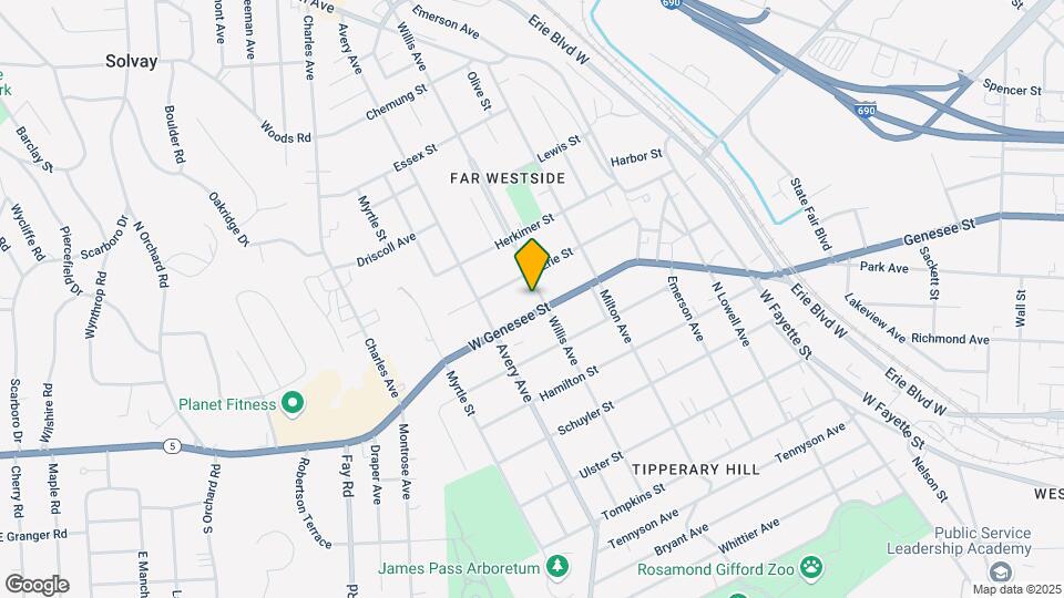 Tipperary Hill Apartments Map and Location Details