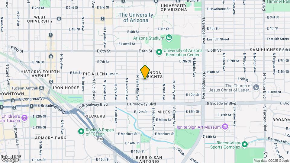 1305 E 9th St-Unit -Unit 4 Map and Location Details