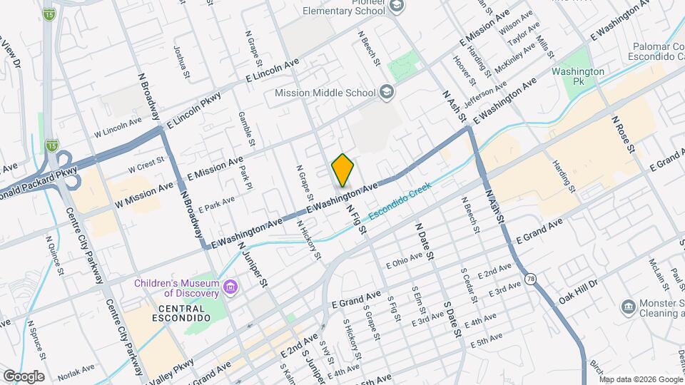 700 E Washington Ave Mapa y Detalles de la Ubicación