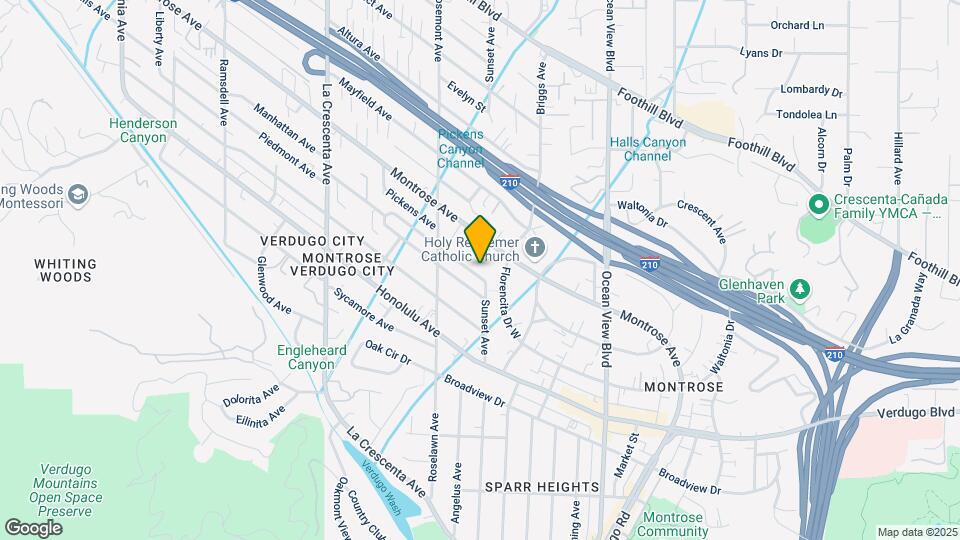 2511 Manhattan Ave Map and Location Details