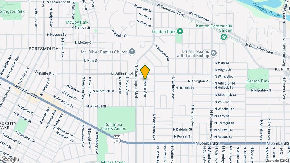 8315 N Fowler Ave Map and Location Details
