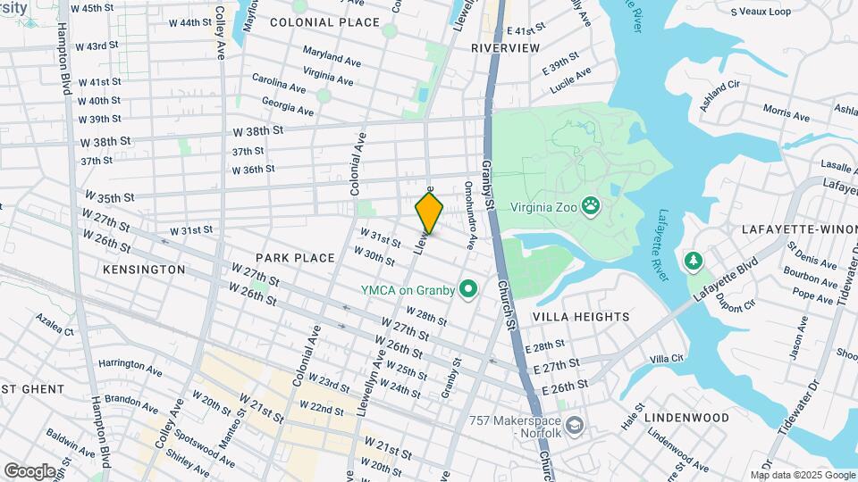 243 W 32nd St Map and Location Details