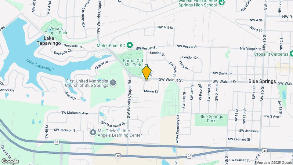 304 SW Canterbury Rd Map and Location Details
