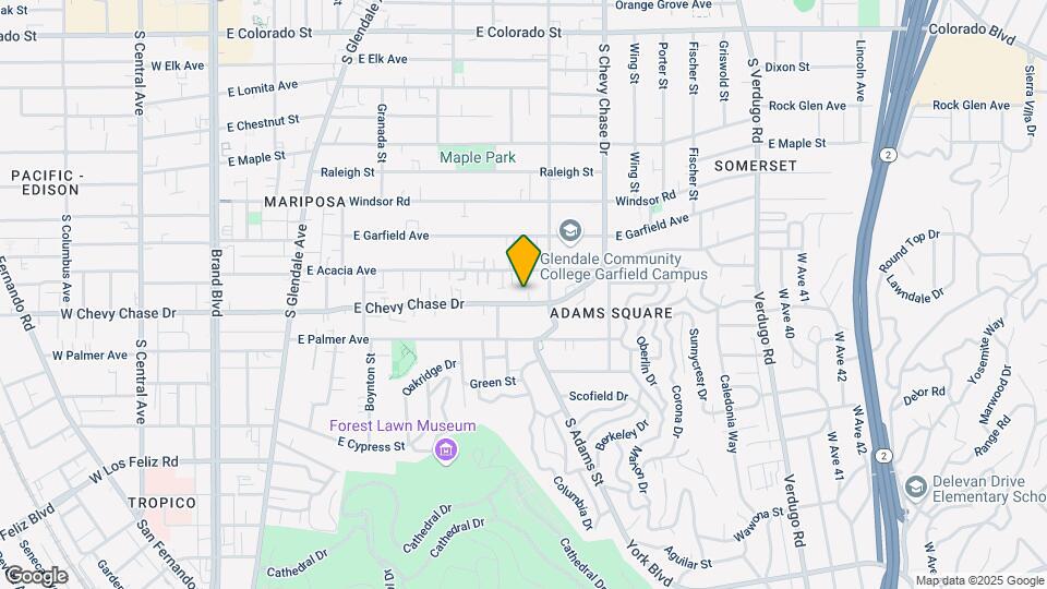 1003 E Chevy Chase Dr Mapa y Detalles de la Ubicación