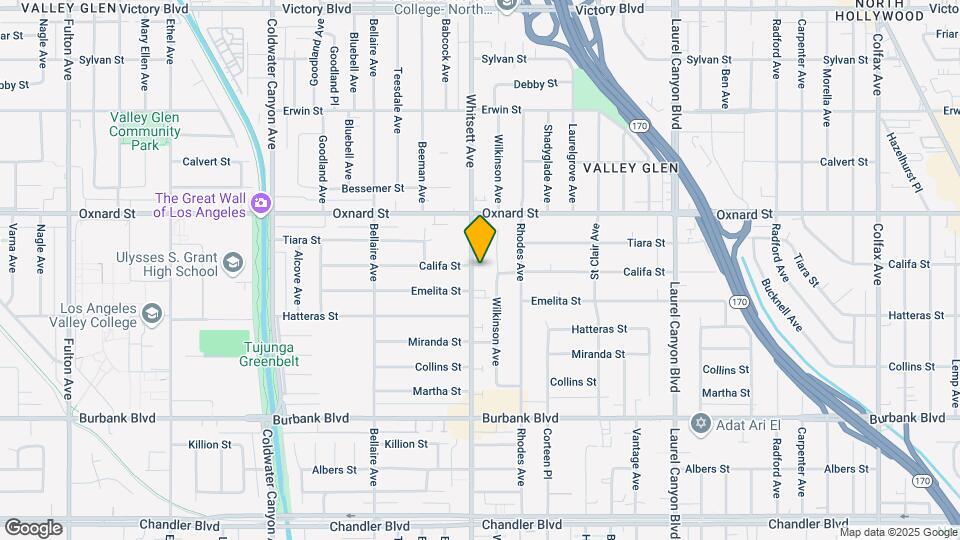 5860 Whitsett Ave Map and Location Details